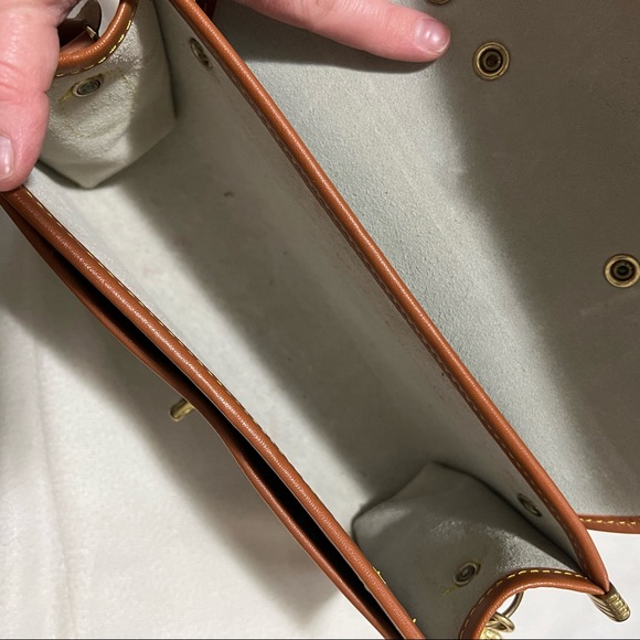 Dooney & Bourke vintage crossbody purse ivy green leather clutch - Picture 4 of 9